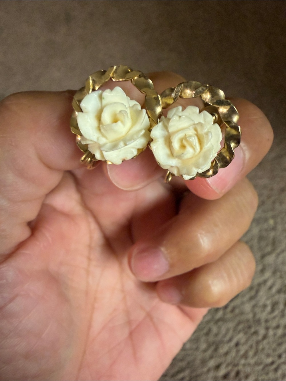 Cream Rose Floral Clip-On Earrings with Gold Wreath Accent. 14k GF vintage